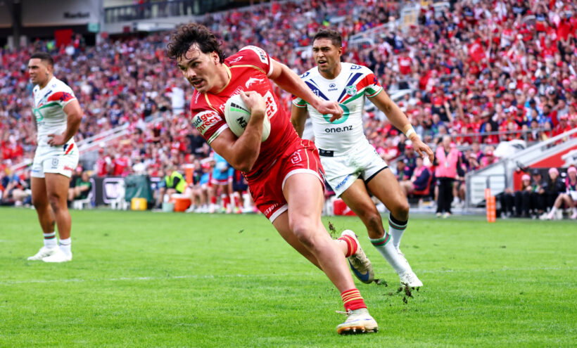 Herbie Farnworth scoring against the New Zealand Warriors