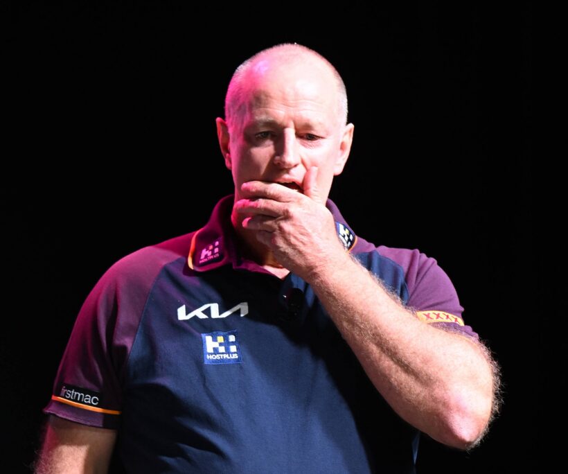 Michael Maguire has been accused of a big mistake as the Broncos make huge change.